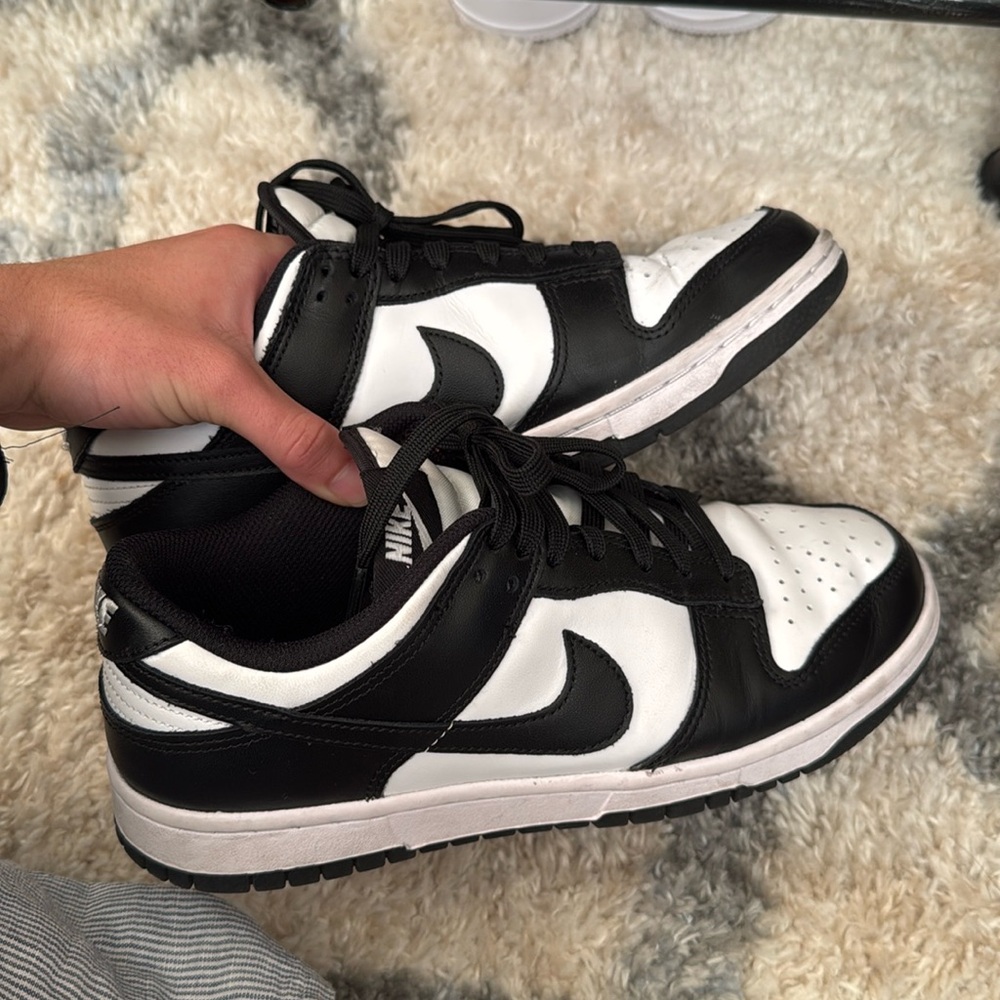 Nike Panda Dunks